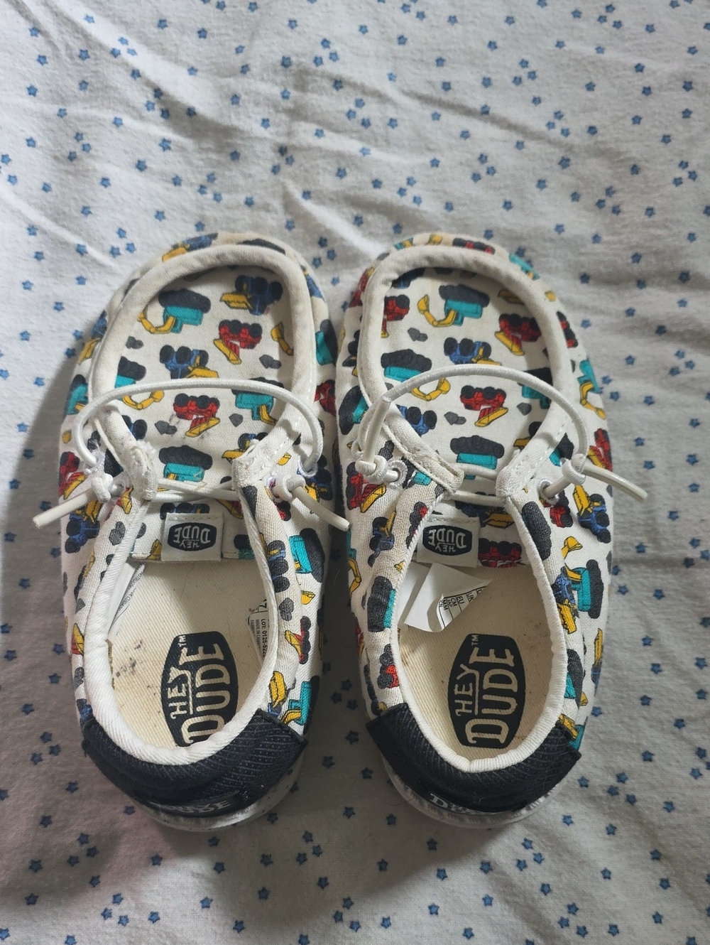 Hey Dude Kids' White Sneakers with Multicolor Print